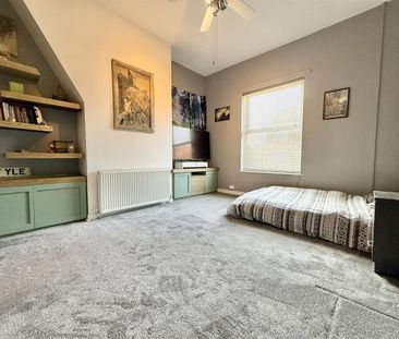 Ashton Road, Denton - Photo 5