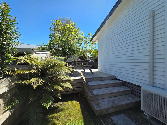 Spacious 3-Bed Home in Mangapapa – Available Now! - Photo 1