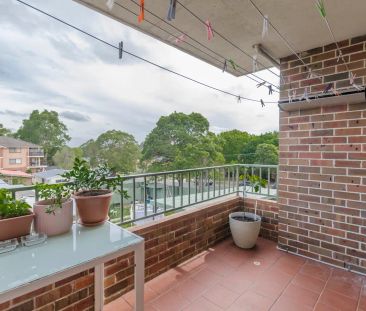 “Cosy Apartment Living in Bankstown” - Photo 3