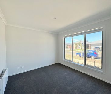 Brand New Family Living in Sought-After Lara - Photo 2