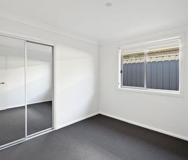 BRAND NEW 4 BEDROOM HOME - Photo 3