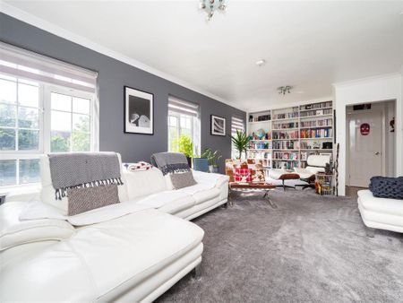 4 bedroom apartment to rent - Photo 2