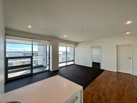 PREMIUM CITY APARTMENT LIVING!! - Photo 2