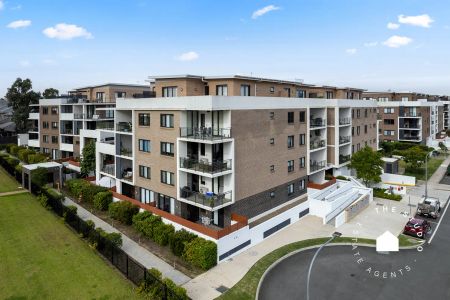 “Where Luxury Meets Convenience!” - Photo 3