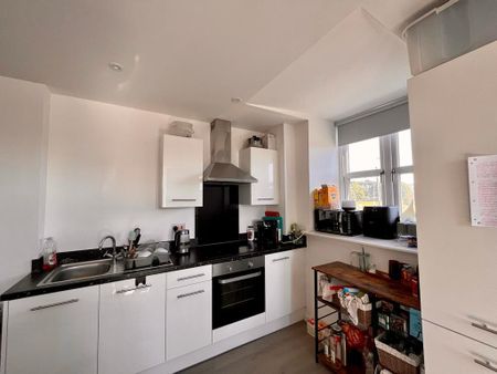 2 bedroom apartment to rent - Photo 5