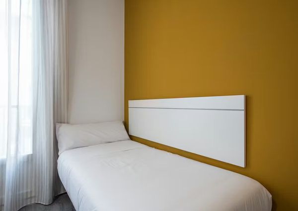 Calle de las Hileras, Madrid, Community of Madrid 28013