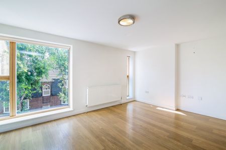 1 Bed Flat, Myles Court, SE16 - Photo 2