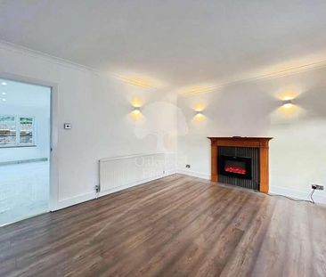 Camp Road, Gerrards Cross, SL9 - Photo 1