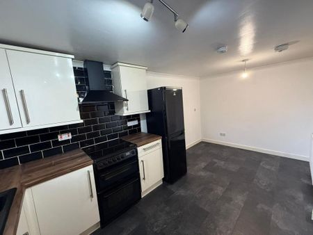 4 bedroom house to rent - Photo 4