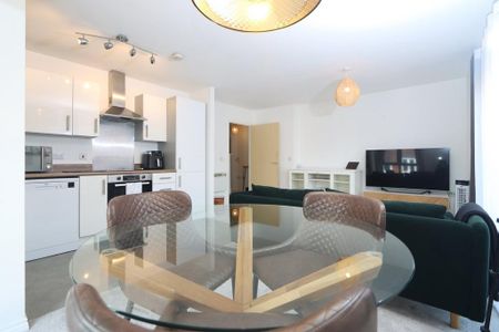 2 bedroom apartment to rent - Photo 4