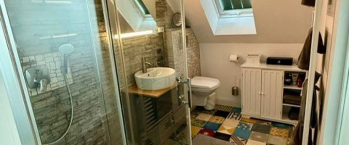 Helle 1,5 -Zimmer-Wohnung mit Galerie und Dachterrasse - Foto 1