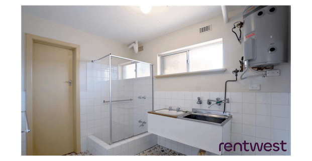 EASY CARE LIVING - Photo 1