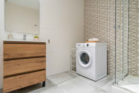 Perfect room for students in Plaza de la Marina Española - Photo 4