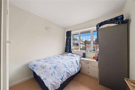 5 bedroom semi-detached house to rent - Photo 5