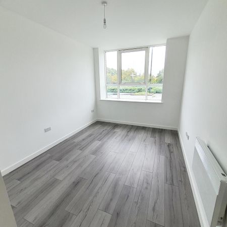 Studio to rent - Photo 2