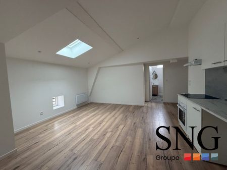 T2 BIS RENOVE A NEUF + CAVE + PARKING - Photo 2