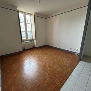 Location Appartement 1 pièce 32m² ALENCON 61000 - Photo 2