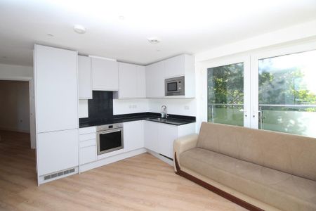 2 bedroom apartment to rent - Photo 2