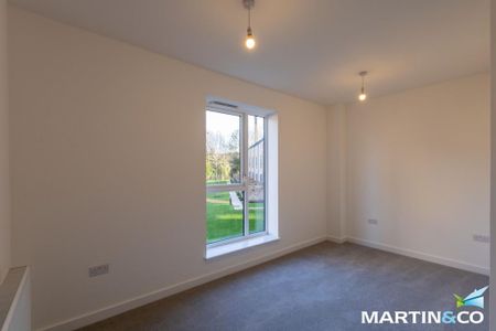 3 bedroom townhouse to rent - Photo 2