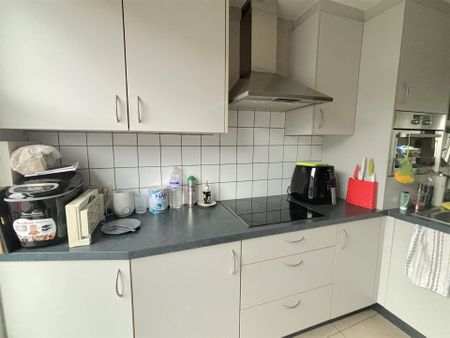 Duplex appartement met 2 ruime slaapkamers - Photo 2