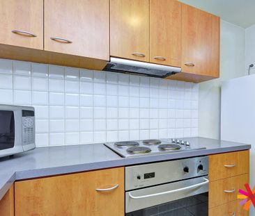 FURNISHED APARTMENT LOCATED IN THE CBD - Photo 5