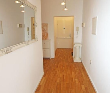 Exklusives (unmöbliertes) Penthouse mit Balkon in Berlin-Biesdorf - Photo 1