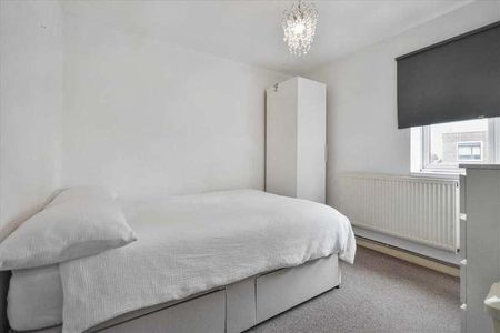 Chiswick Terrace, London, Chiswick, W4 - Photo 5