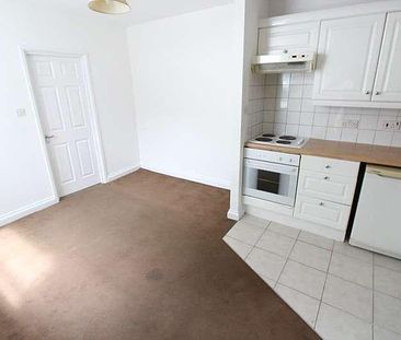 One Bedroom - Peak Place - Central Luton, LU1 - Photo 6