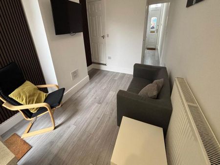 2 bedroom house to rent - Photo 2