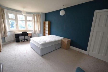 5 bedroom detached house to rent - Photo 5