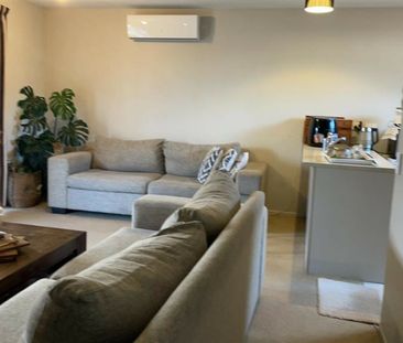 Standalone two bedroom unit - Photo 2