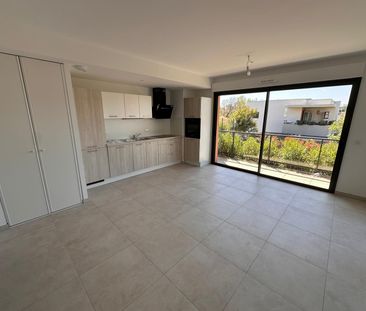 Location Appartement 3 pièces 62m² CAGNES SUR MER 06800 - Photo 1