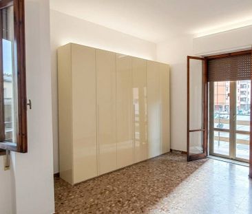 Appartamento in Affitto a Firenze – Zona: Novoli - Photo 5