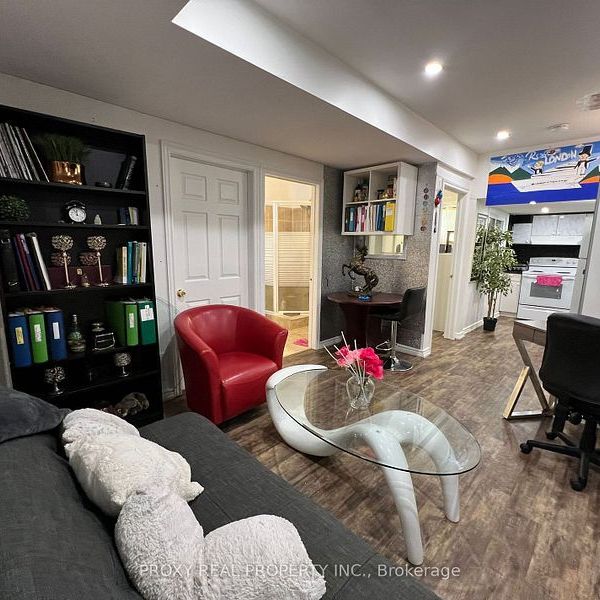 For Lease - 193 Selwyn Road Unit# Basement, Richmond Hill, Ontario - Photo 1