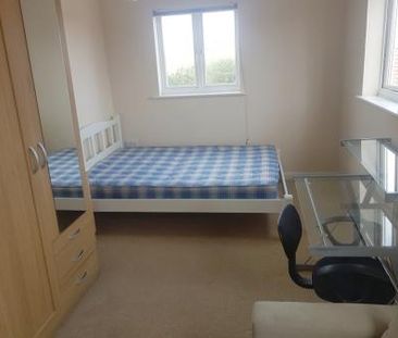 Mosquito Way, Hatfield, AL10 - Photo 3