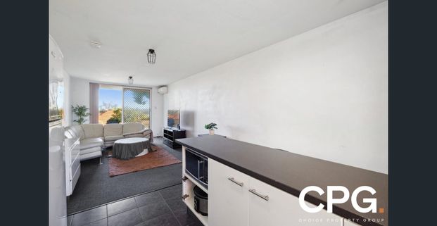 Ground Floor 2x1 Apartment With City Views - Photo 1