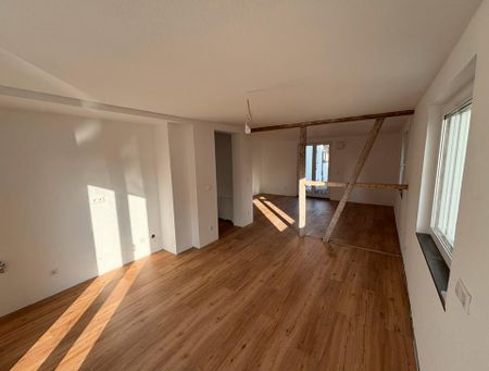 Erstbezug nach Kernsanierung - Photo 2