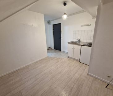 Location Appartement 1 pièce 19m² - Photo 4