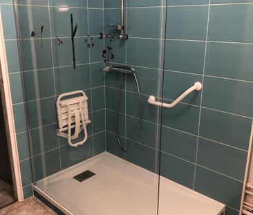 COUTANCES, dans résidence avec ascenseur, appartement deux pièces, ... - Photo 3