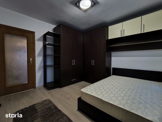 Proprietar Inchiriez 3 camere vis-a-vis de MALL VITAN complet mobilat - Fotografie 1