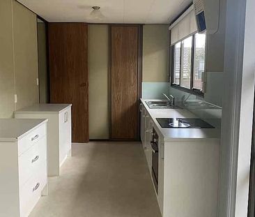 2 Bedroom in Browns Bay - Photo 3