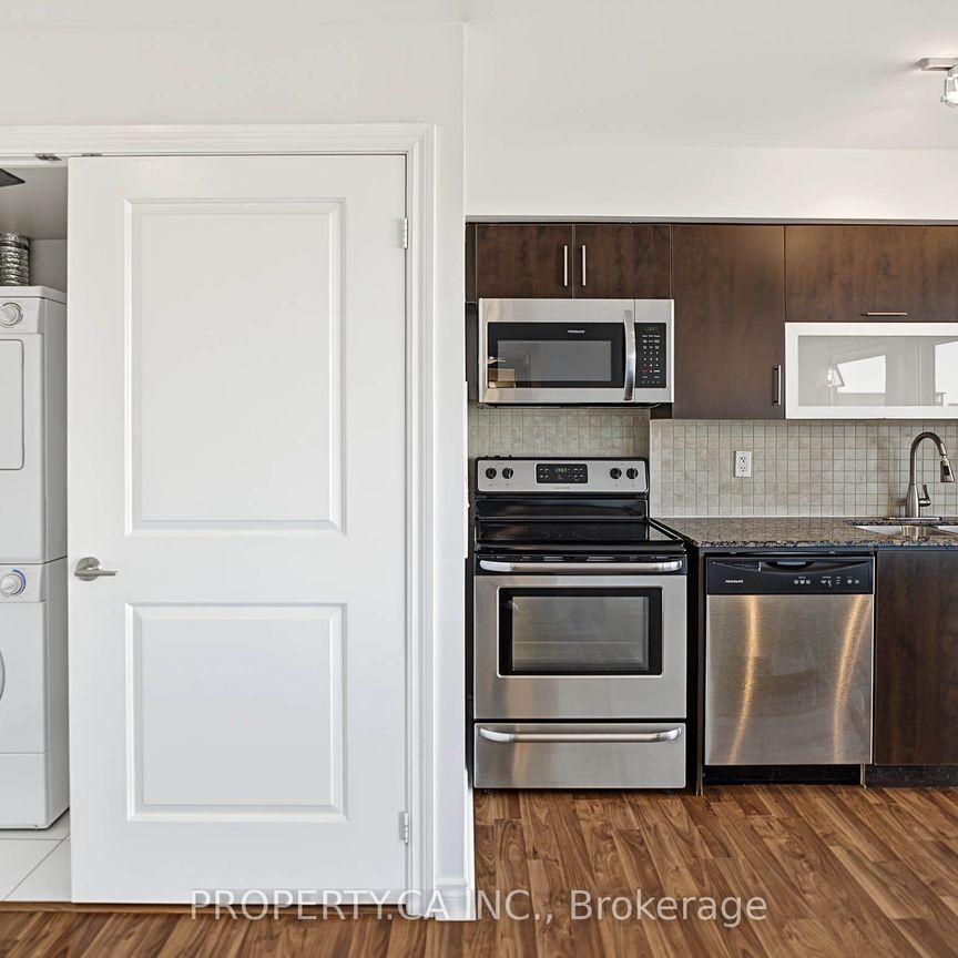 Vibe at Liberty Village Lofts #1508 - Photo 1