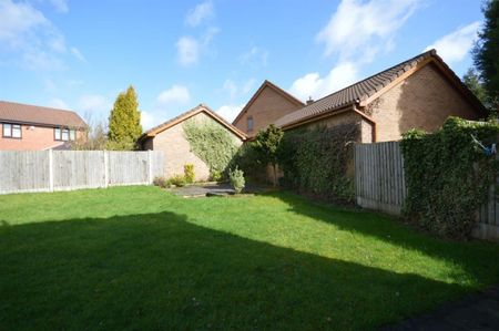 4 bedroom House To Let - Photo 2