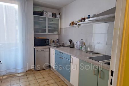 Location appartement 3 pièces 70 m² Toulon - Photo 5