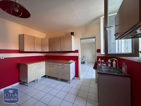 Location Appartement 4 pièces 102m² LE BARP 33114 - Photo 3
