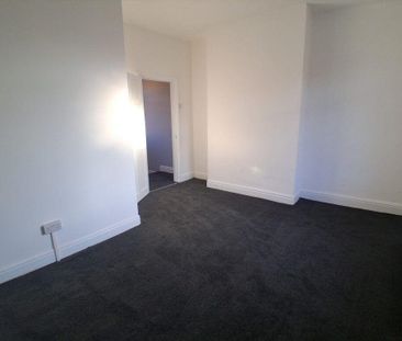 2 bedroom house to rent - Photo 3