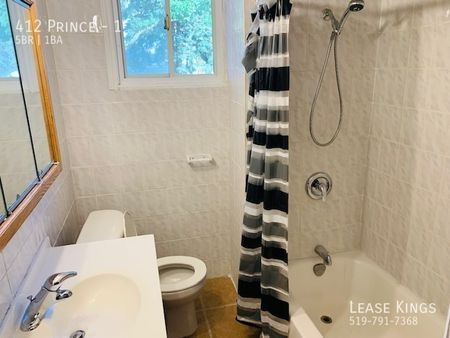 LARGE AND FURNISHED MAIN FLOOR UNIT- ALL INCLUSIVE + INTERNET! - Photo 3