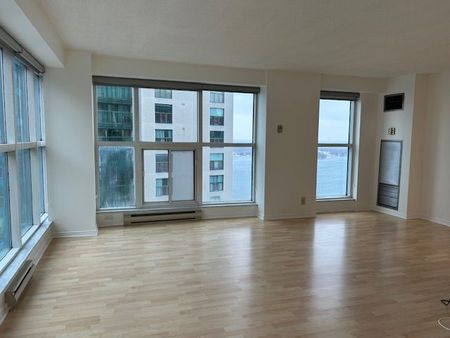 For Lease - 77 Harbour Square Unit# 3207, Toronto, Ontario - Photo 5
