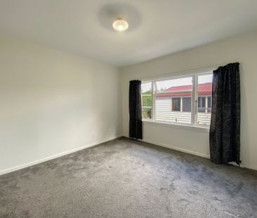 Great Family Home Awaits! - Photo 2