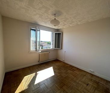 Location Appartement 2 pièces 44m² - Photo 4